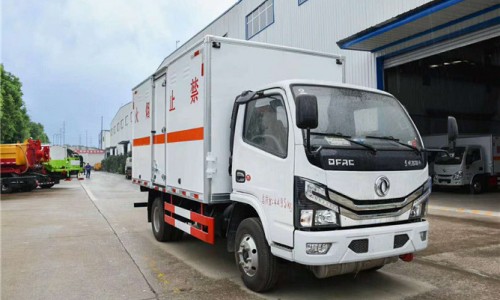 東風(fēng)多利卡D6易燃氣體運輸車 