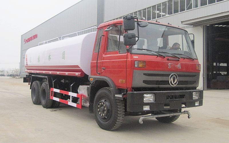 東風(fēng)后雙橋灑水車 