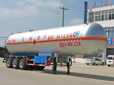 56立方異丁烷運(yùn)輸半掛車(chē) 